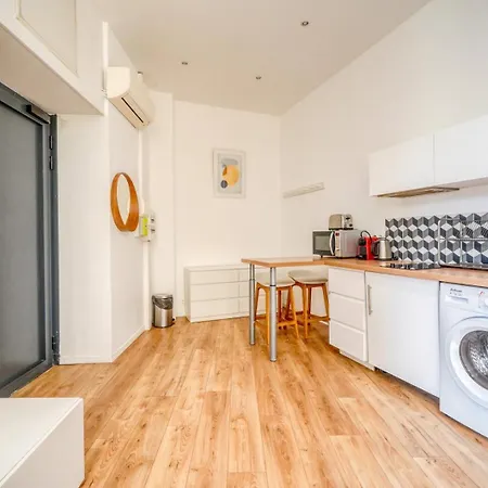 Renove A Chartrons Avec Climatisation *